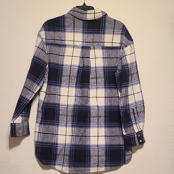 Women's Oversized Blue Plaid Shirt/Shaket - Picture 2 of 4